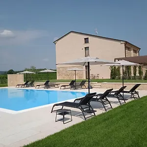 לינה וארוחת בוקר Casa Pezzo